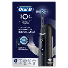 Oral-B iO6 Black elektromos fogkefe + utazótok + pótfejtartó - 1 db kisképe