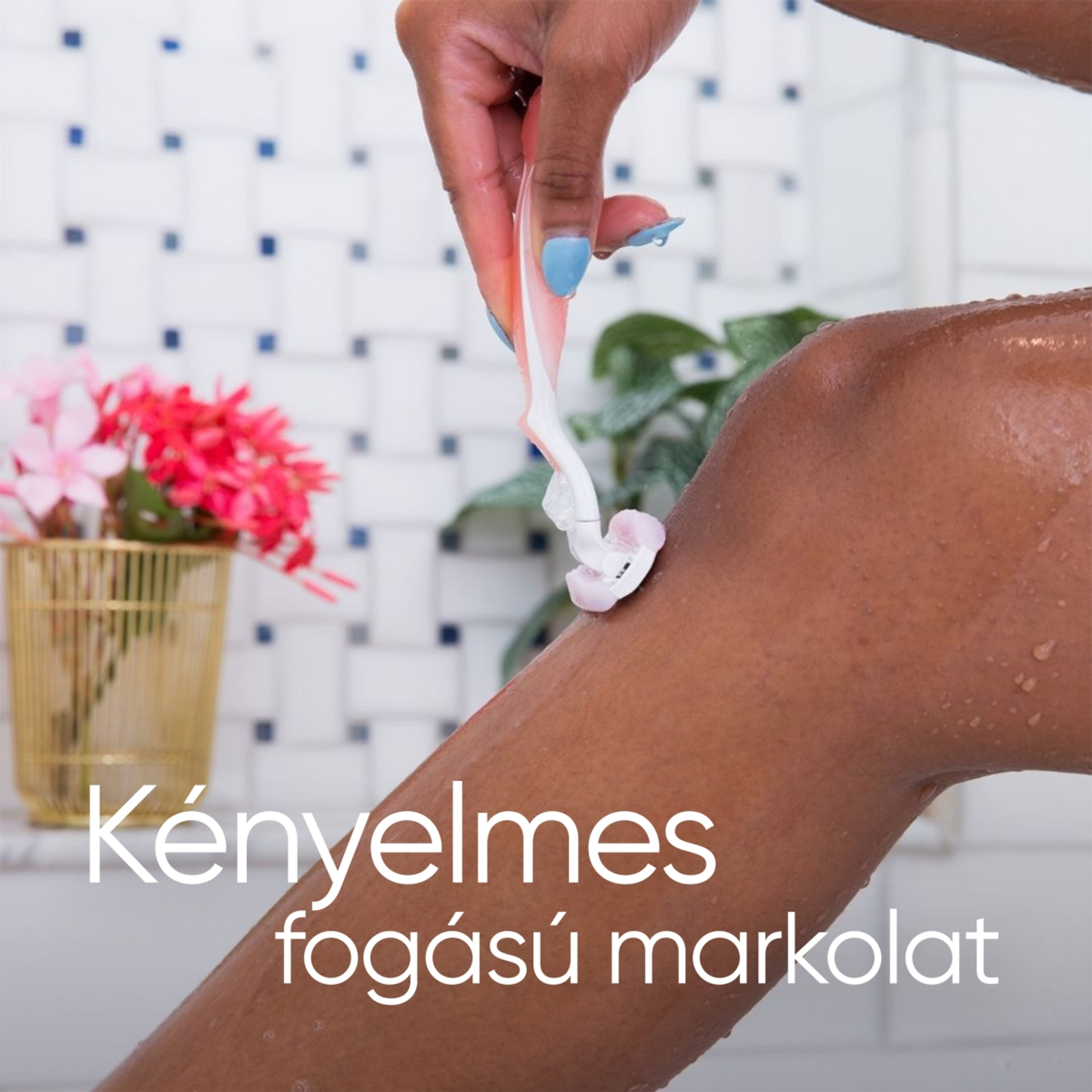 Gillette Venus ComfortGlide Spa Breeze borotvakészülék 3 pengés + 4 borotvabetét - 1 db-5