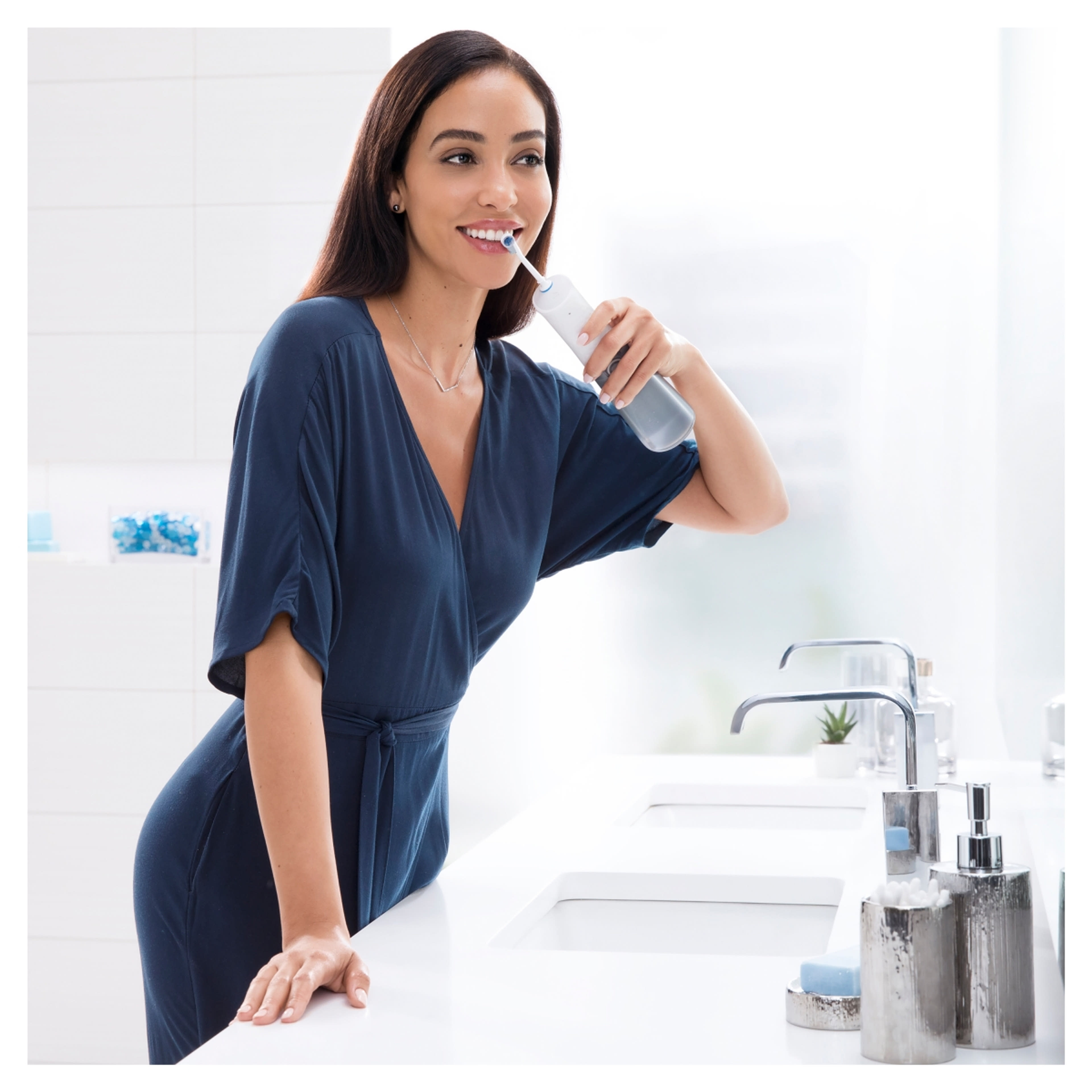Oral-B aquacare 6 pro expert elektromos szájzuhany - 1 db-6