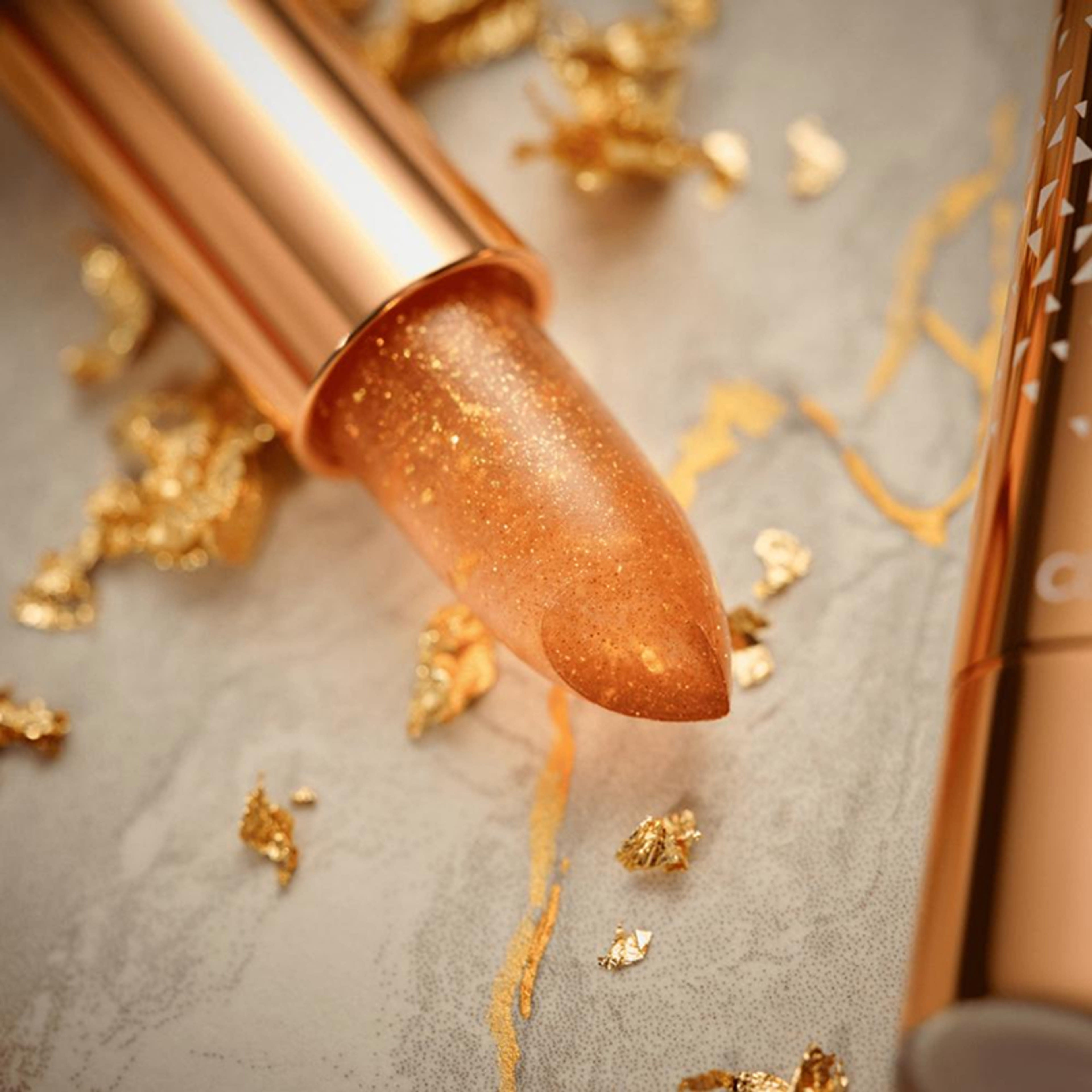 Catrice Glam in Gold Glow ajakbalzsam /10 - 1 db-7