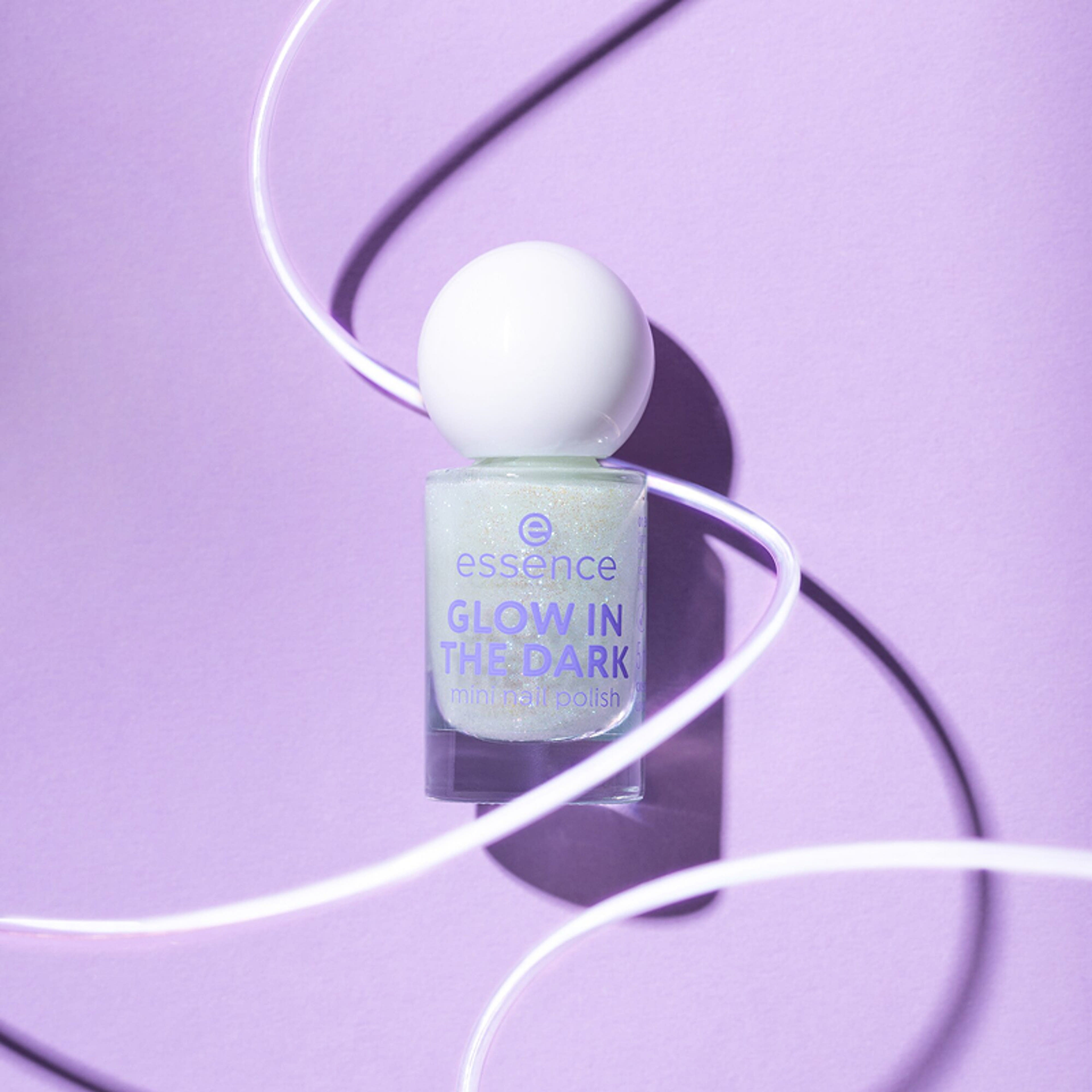 Essence mini körömlakk /Glow in the Dark - 1 db-4
