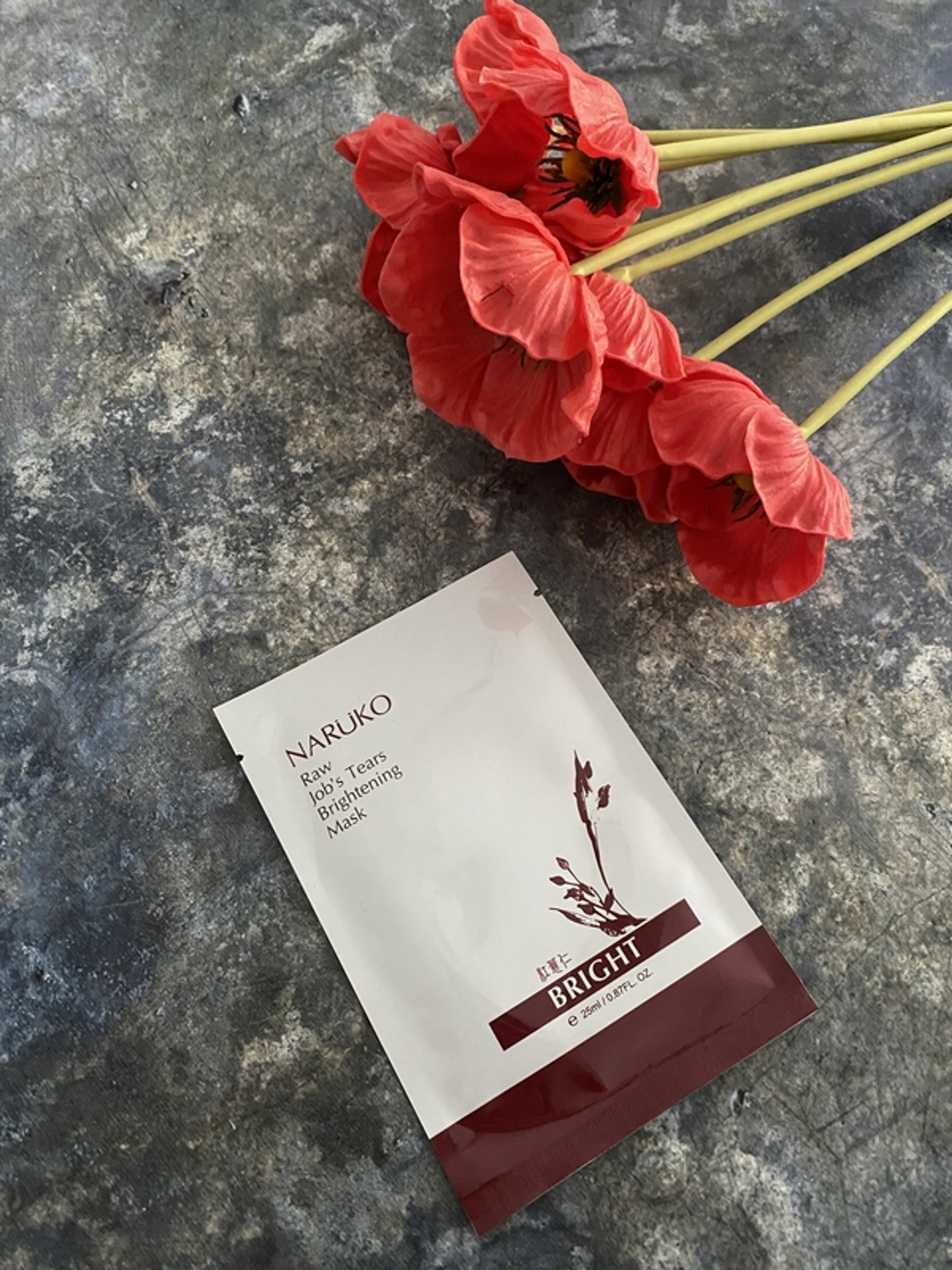 Narüko pórusösszehúzó és folthalványító fátyolmaszk vörös árpával - 25 ml-3